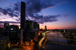 XT122765 Brisbane awakens 20150908_r