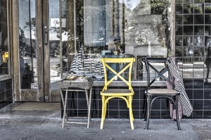 _WA06432_chairs yellow 20160227_r